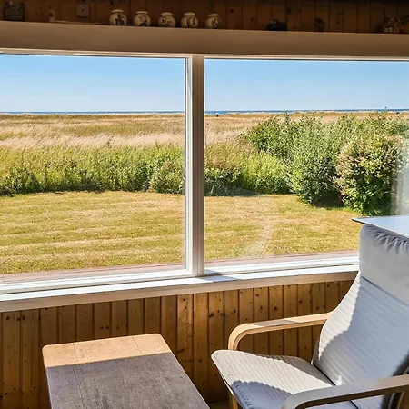 Dom wakacyjny Three-bedroom In Karrebaksminde