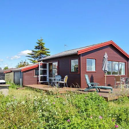 Schönes Haus Mit 3 Schlafzimmern In *